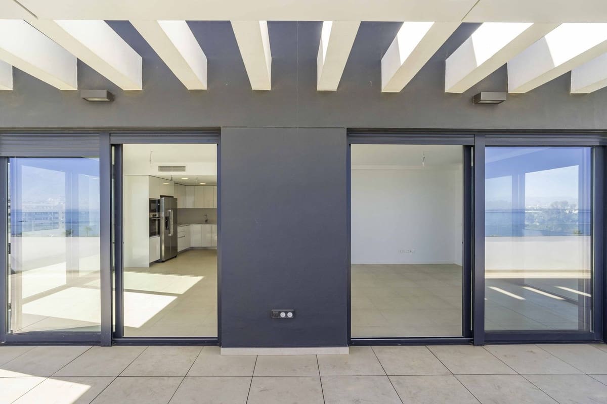 4 soveværelse Penthouse til salg i Torremolinos med swimmingpool garage - € 2.180.000 (Ref: 9289659)