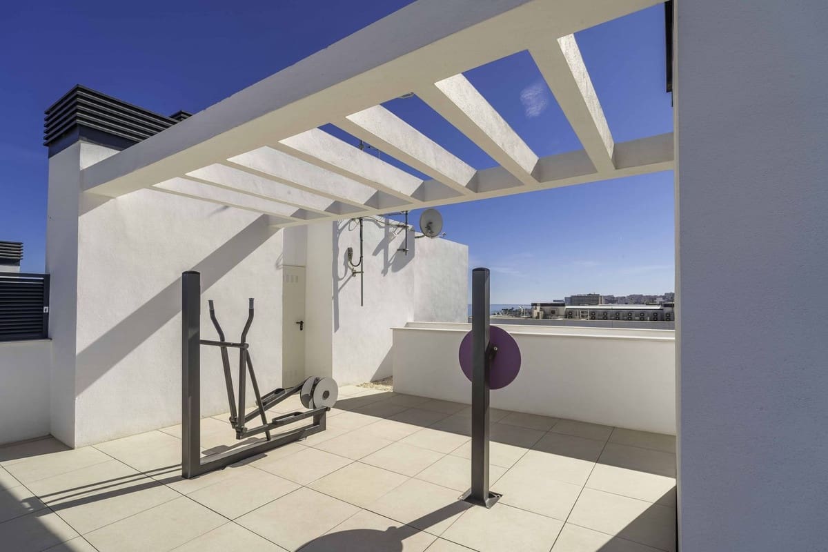 4 soveværelse Penthouse til salg i Torremolinos med swimmingpool garage - € 2.180.000 (Ref: 9289659)