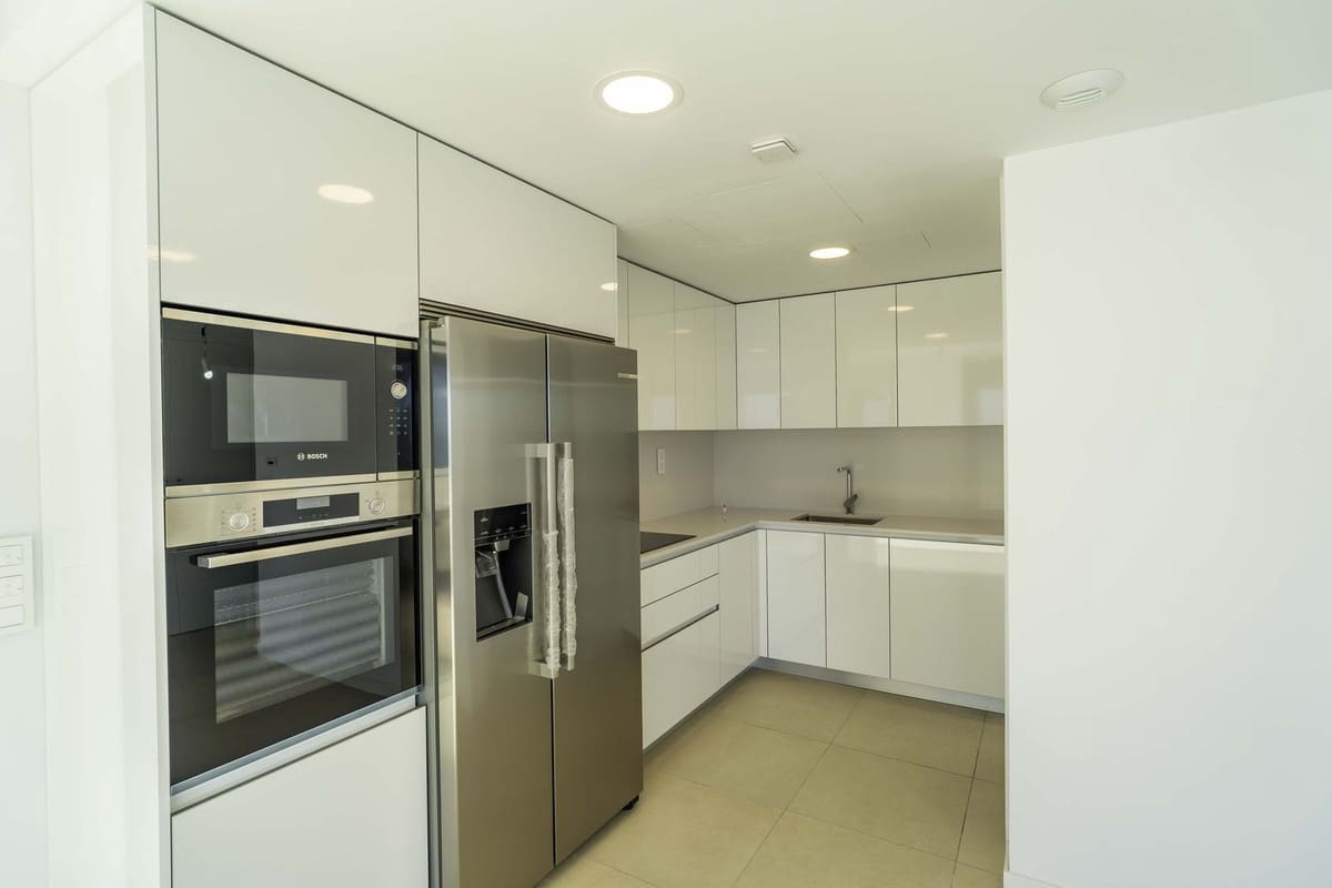 4 soveværelse Penthouse til salg i Torremolinos med swimmingpool garage - € 2.180.000 (Ref: 9289659)