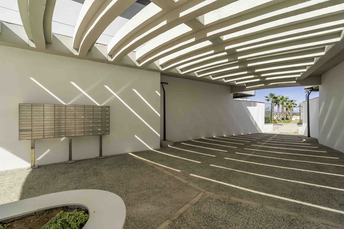 4 soveværelse Penthouse til salg i Torremolinos med swimmingpool garage - € 2.180.000 (Ref: 9289659)