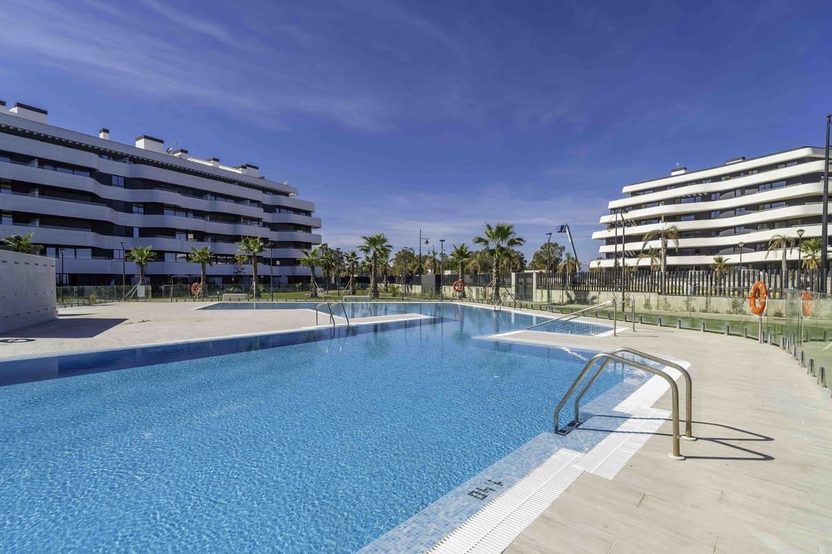 4 soveværelse Penthouse til salg i Torremolinos med swimmingpool garage - € 2.180.000 (Ref: 9289659)