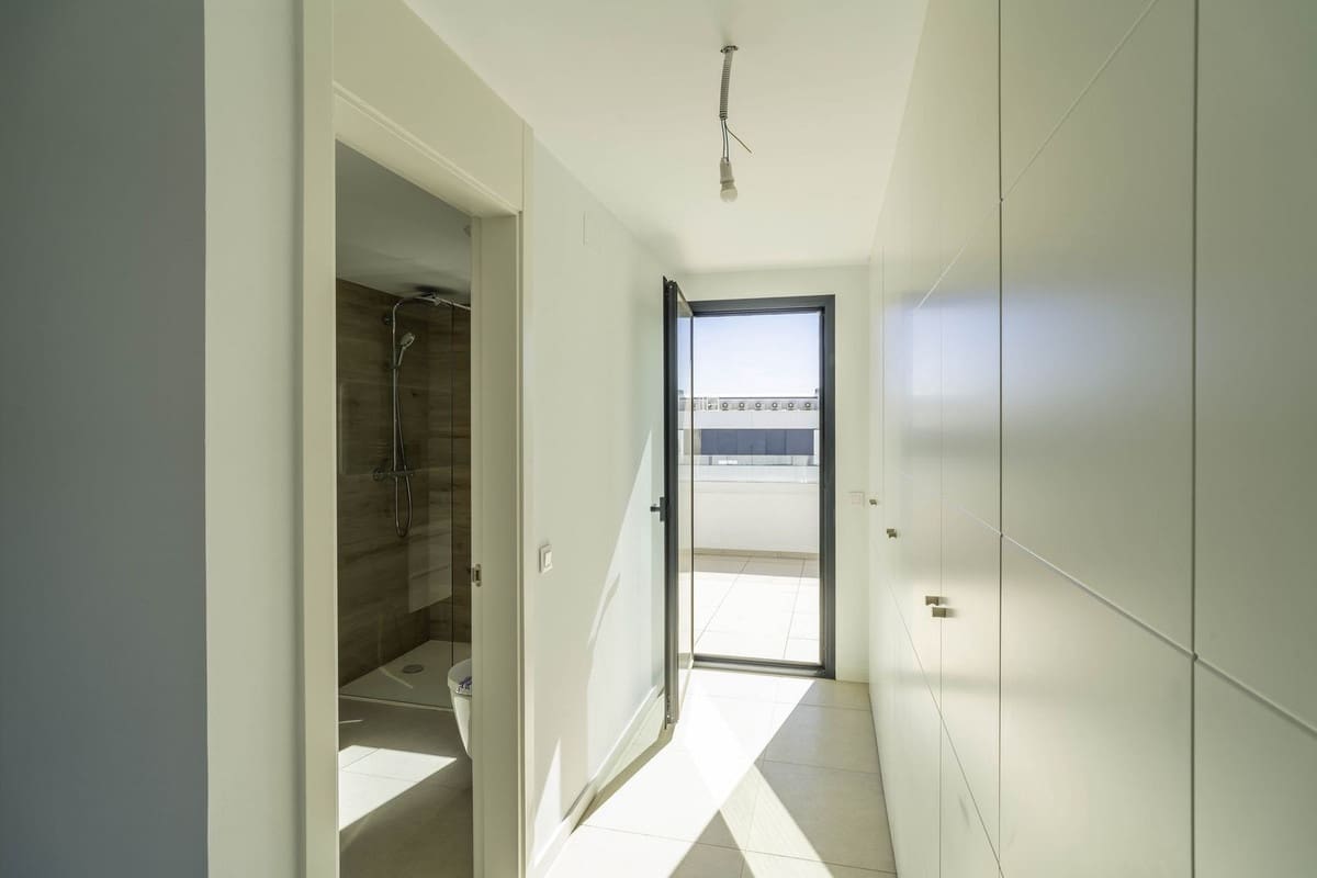 4 soveværelse Penthouse til salg i Torremolinos med swimmingpool garage - € 2.180.000 (Ref: 9289659)