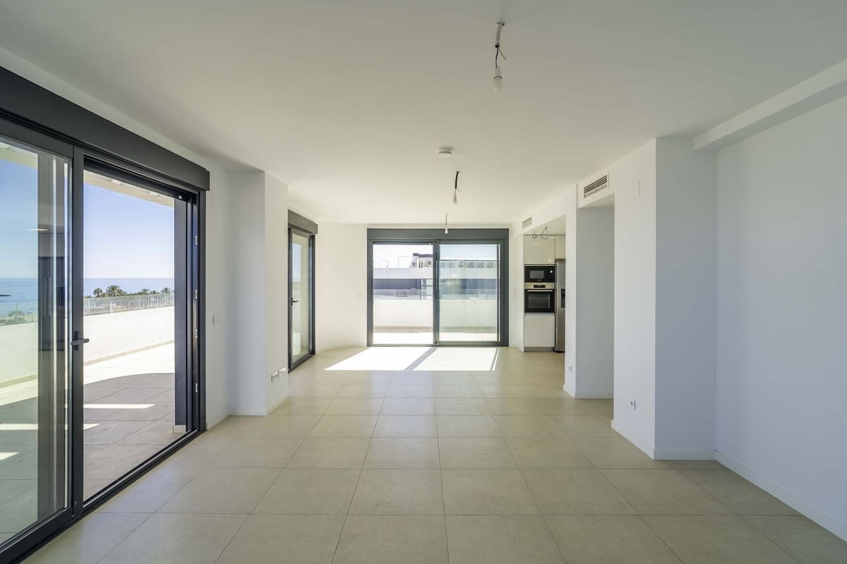 4 soveværelse Penthouse til salg i Torremolinos med swimmingpool garage - € 2.180.000 (Ref: 9289659)