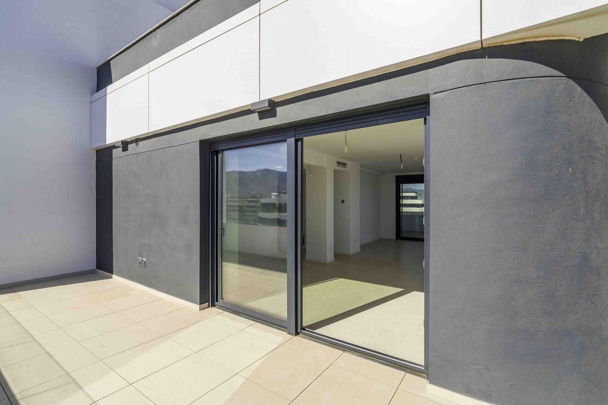 4 soveværelse Penthouse til salg i Torremolinos med swimmingpool garage - € 2.180.000 (Ref: 9289659)