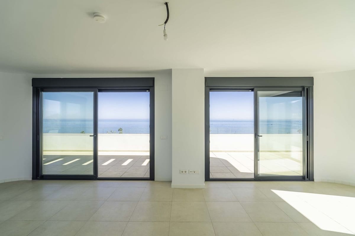4 soveværelse Penthouse til salg i Torremolinos med swimmingpool garage - € 2.180.000 (Ref: 9289659)
