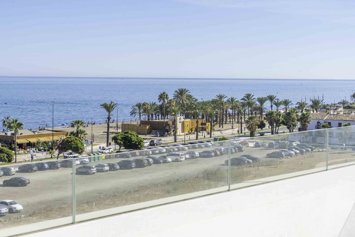 4 soveværelse Penthouse til salg i Torremolinos med swimmingpool garage - € 2.180.000 (Ref: 9289659)
