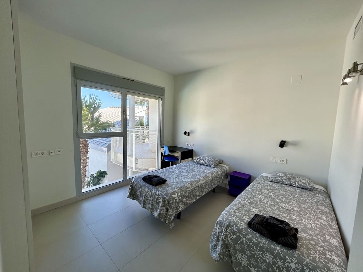 3 slaapkamer Appartement te koop in Fuengirola met zwembad garage - € 635.000 (Ref: 9298979)