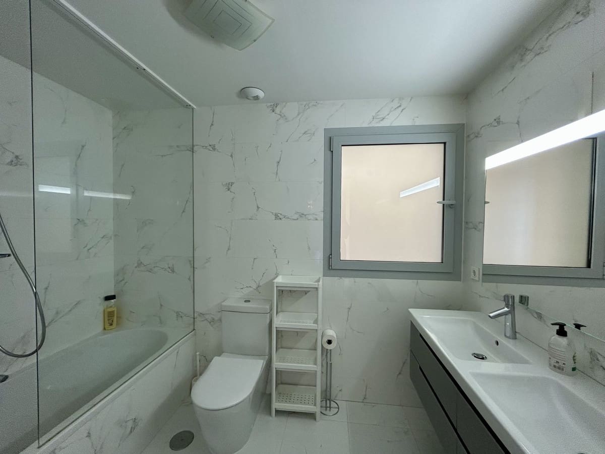 3 slaapkamer Appartement te koop in Fuengirola met zwembad garage - € 635.000 (Ref: 9298979)
