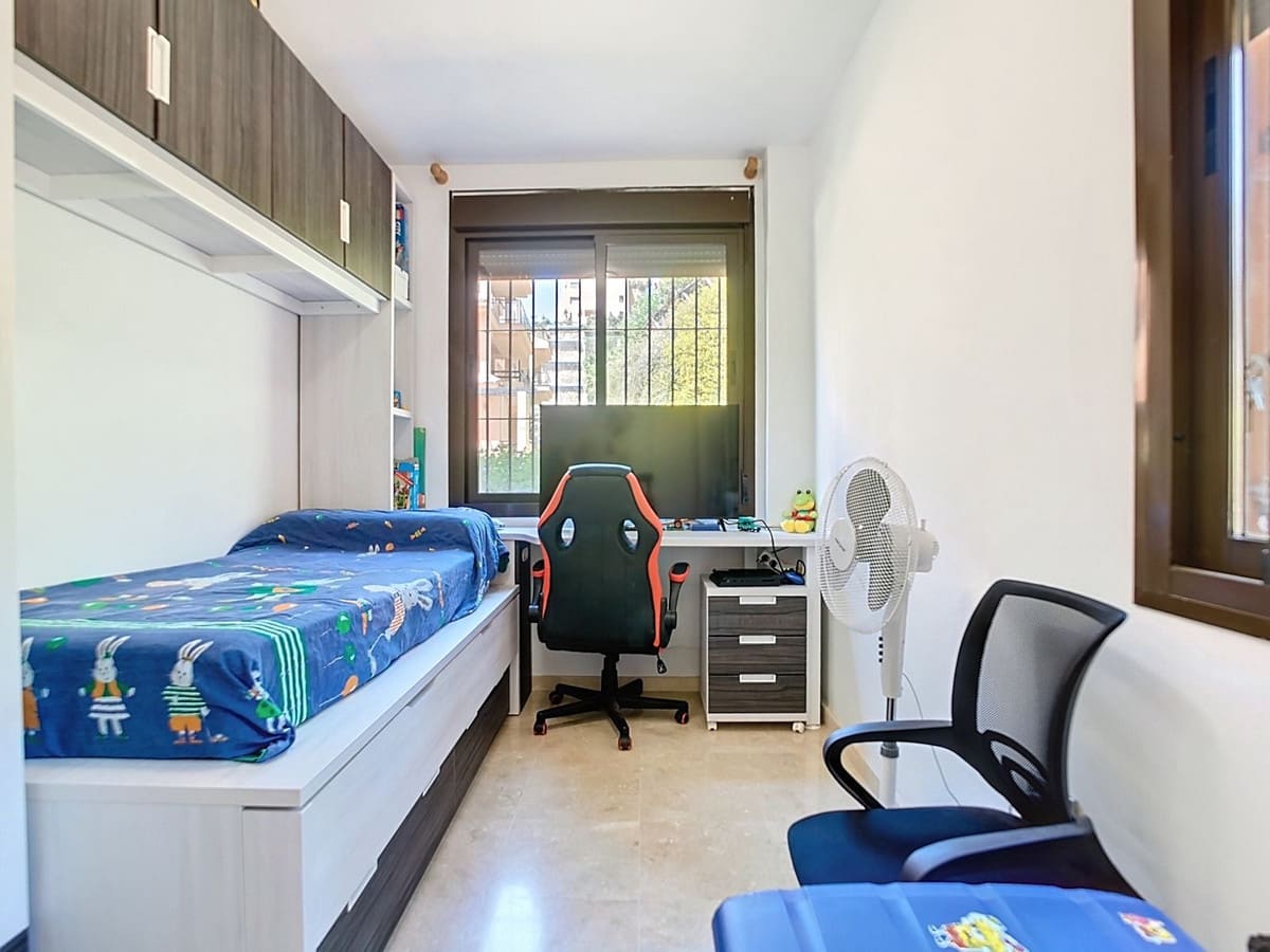 2 Zimmer Apartment zu verkaufen in La Cala de Mijas mit Pool Garage - 279.900 € (Ref: 9319953)