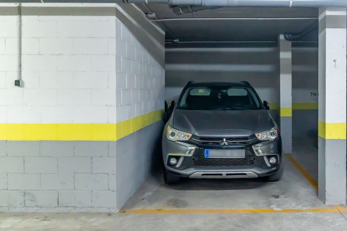 2 makuuhuone Huoneisto myytävänä paikassa La Cala de Mijas mukana uima-altaan 
autotalli - 357 000 € (Ref: 9325641)