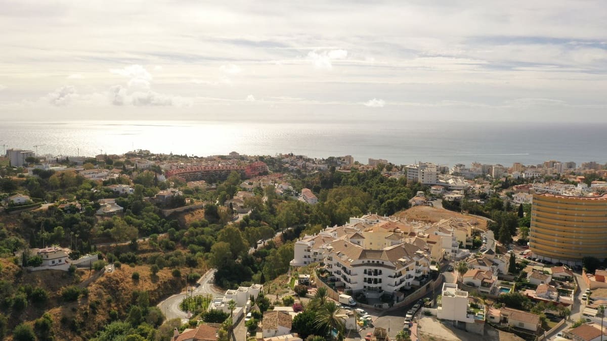 2 sypialnia Apartament na sprzedaż w Fuengirola z basenem garażem - 455 000 € (Ref: 9355326)