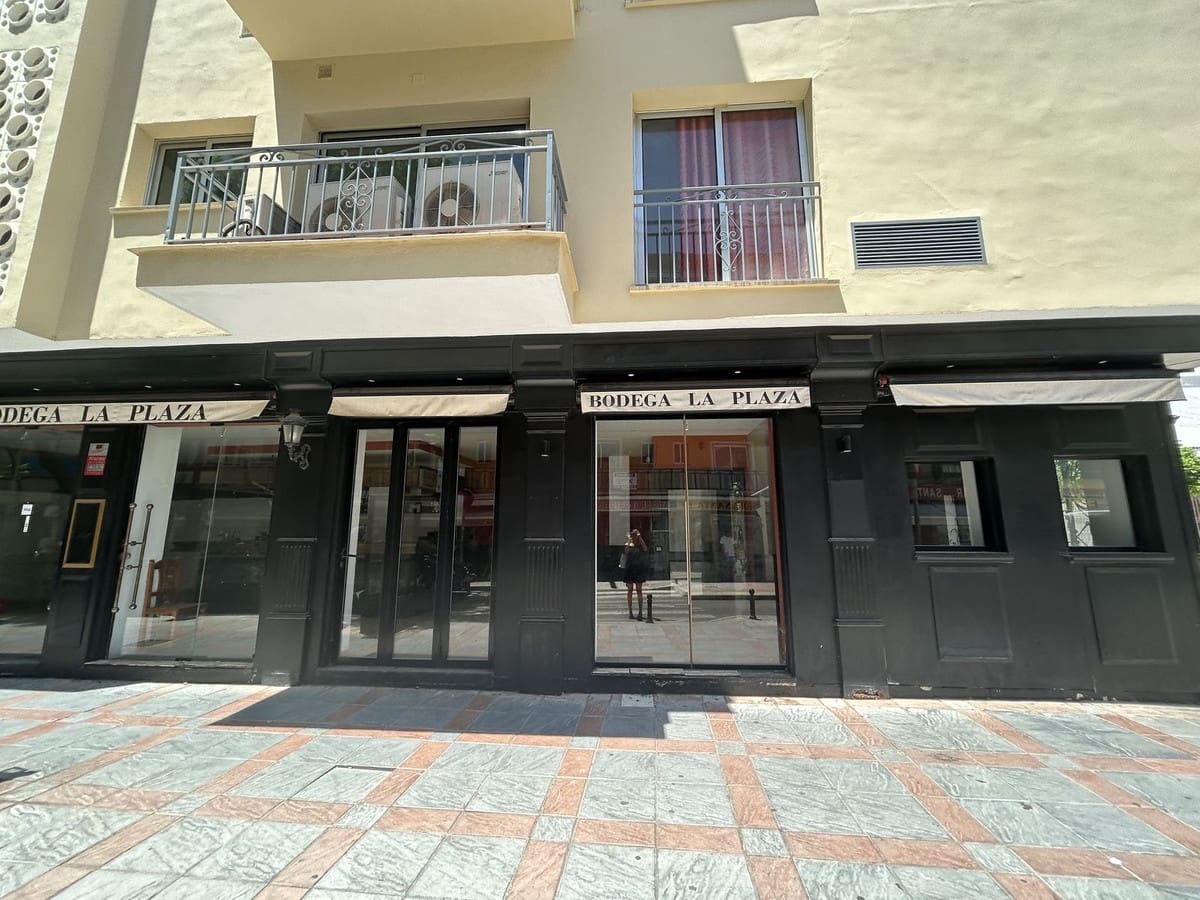 2 soveværelse Erhverv til salg i Fuengirola - € 650.000 (Ref: 9383569)