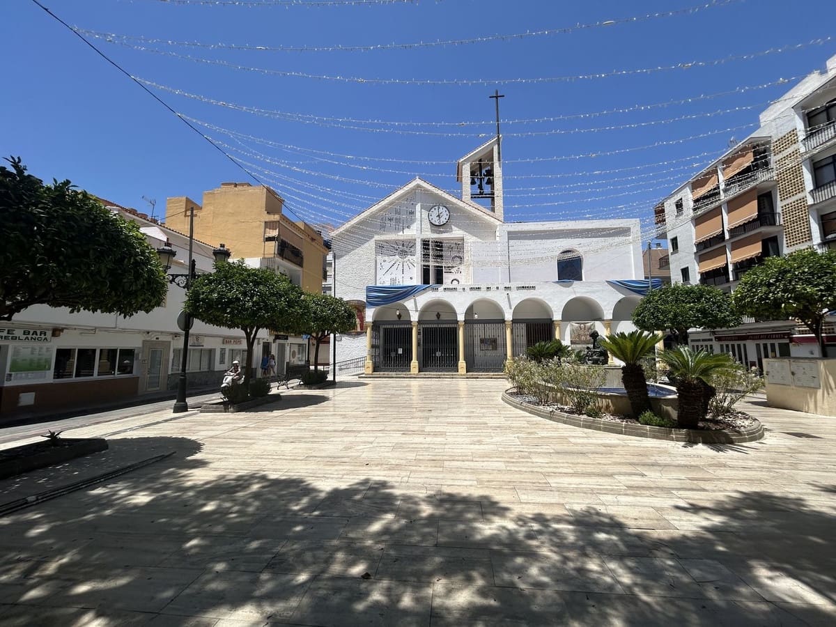 2 soveværelse Erhverv til salg i Fuengirola - € 650.000 (Ref: 9383569)