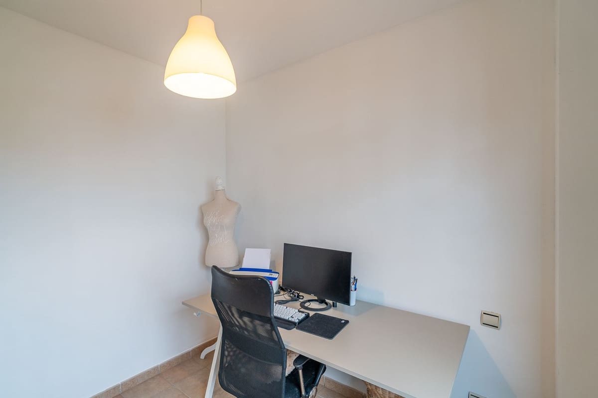 3 Zimmer Apartment zu verkaufen in La Cala de Mijas mit Pool Garage - 389.000 € (Ref: 9393442)