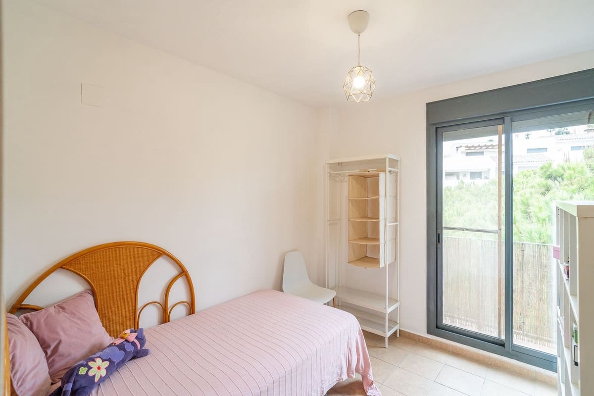 3 Zimmer Apartment zu verkaufen in La Cala de Mijas mit Pool Garage - 389.000 € (Ref: 9393442)