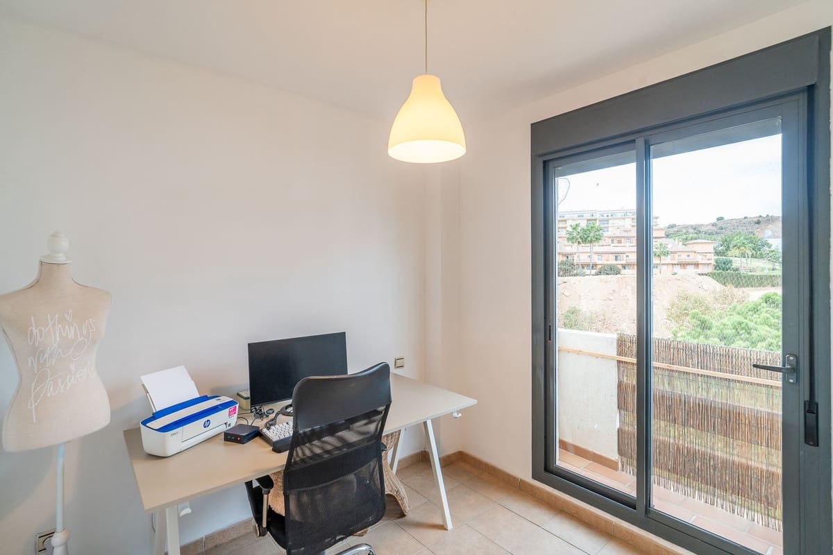 3 Zimmer Apartment zu verkaufen in La Cala de Mijas mit Pool Garage - 389.000 € (Ref: 9393442)