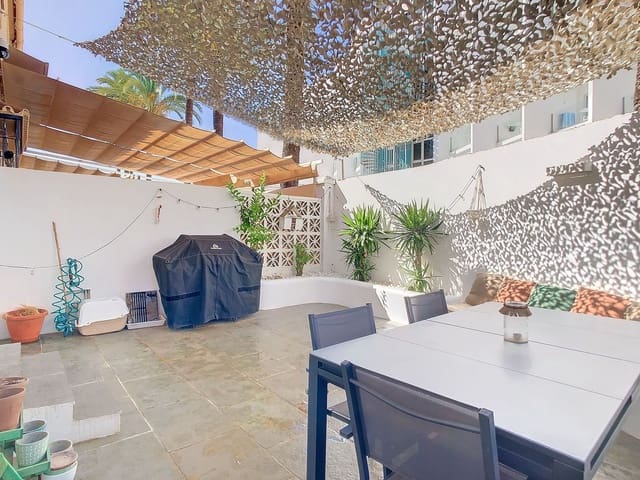 5 makuuhuone Omakotitalo myytävänä paikassa Torremolinos mukana 
autotalli - 750 000 € (Ref: 9409770)