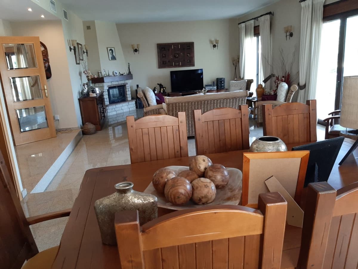 4 chambre Villa/Maison à vendre à Mijas avec piscine garage - 900 000 € (Ref: 9412685)