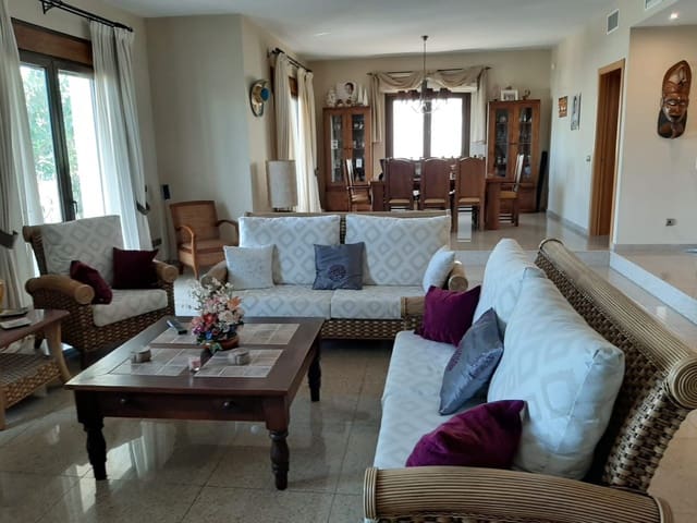 4 soveværelse Villa til salg i Mijas med swimmingpool garage - € 950.000 (Ref: 9412685)