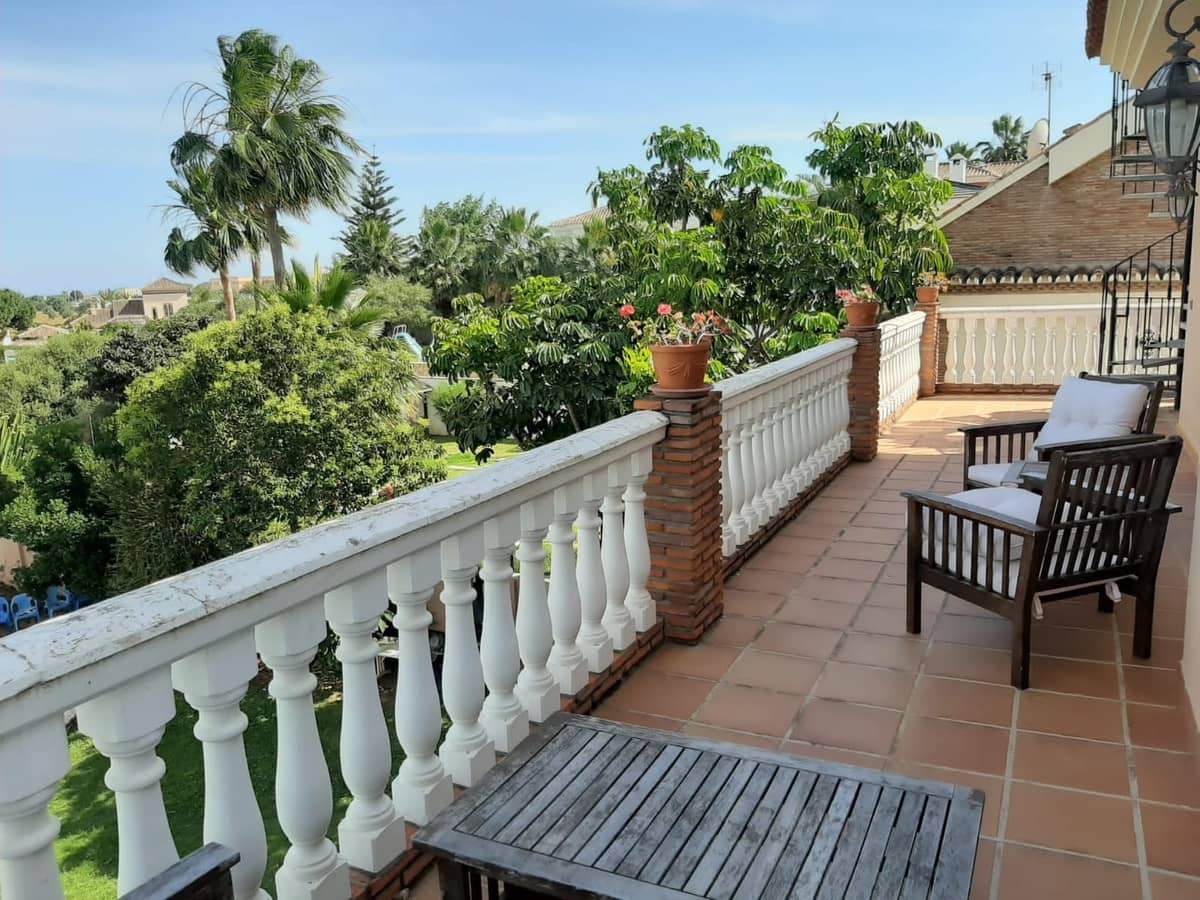 4 slaapkamer Villa te koop in Mijas met zwembad garage - € 950.000 (Ref: 9412685)