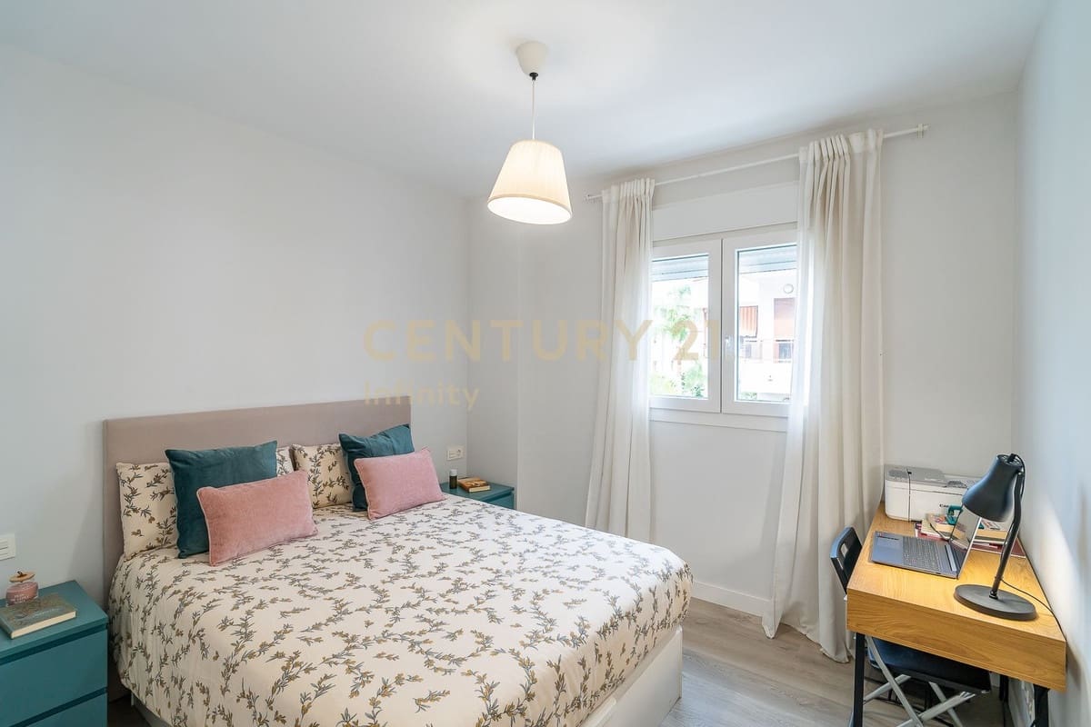 2 bedroom Apartment for sale in Mijas Costa with pool garage - € 289,000 (Ref: 9431799)