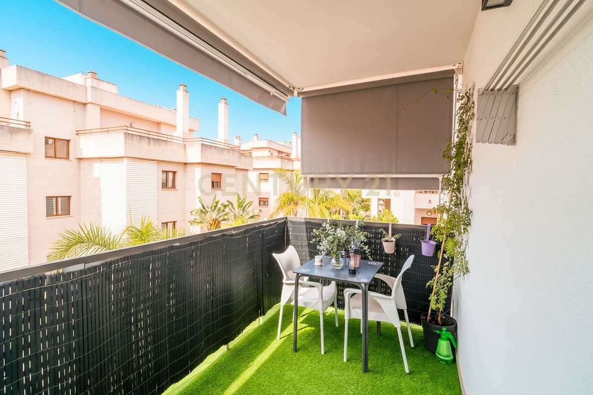 2 bedroom Apartment for sale in Mijas Costa with pool garage - € 289,000 (Ref: 9431799)