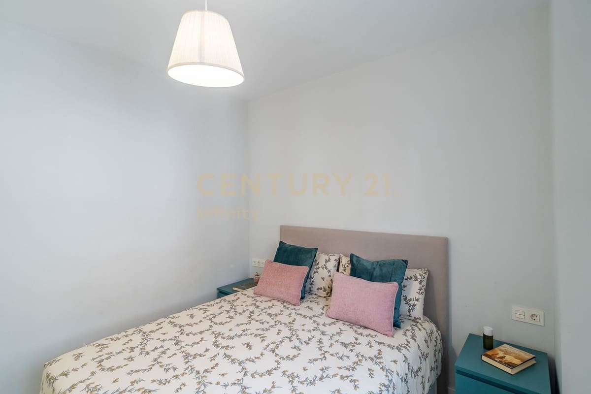 2 bedroom Apartment for sale in Mijas Costa with pool garage - € 289,000 (Ref: 9431799)