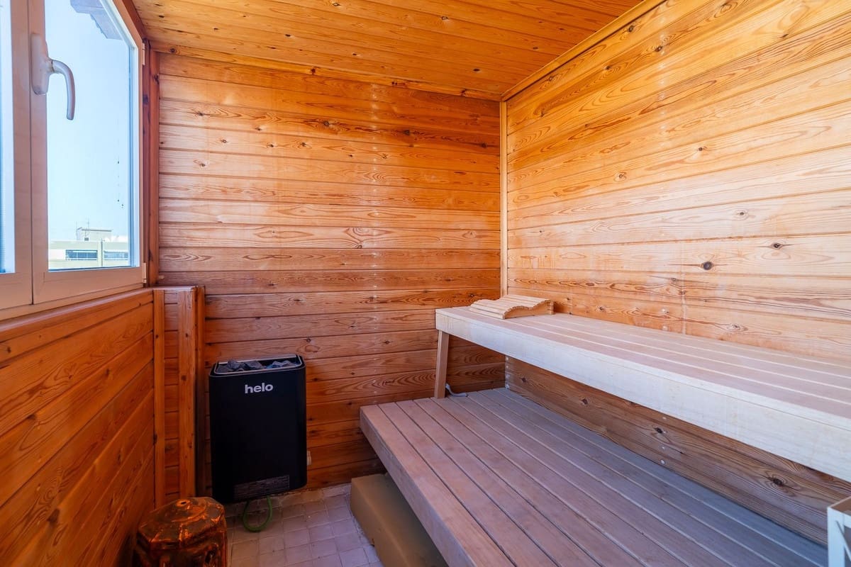 3 sovrum Takvåning till salu i Fuengirola med pool garage - 1 250 000 € (Ref: 9444892)