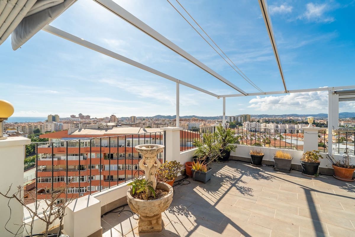 3 sovrum Takvåning till salu i Fuengirola med pool garage - 1 250 000 € (Ref: 9444892)