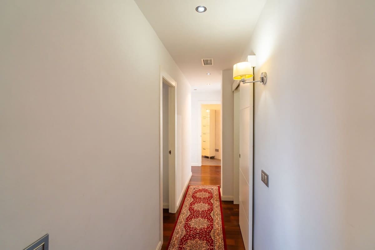 3 sypialnia Penthouse na sprzedaż w Fuengirola z basenem garażem - 1 250 000 € (Ref: 9444892)