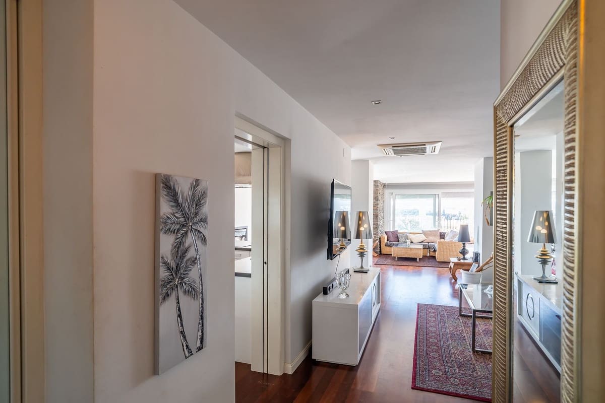 3 sypialnia Penthouse na sprzedaż w Fuengirola z basenem garażem - 1 250 000 € (Ref: 9444892)