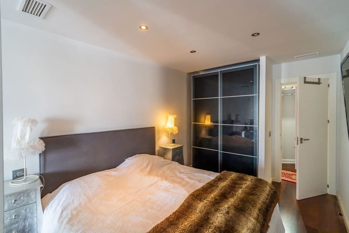 3 sypialnia Penthouse na sprzedaż w Fuengirola z basenem garażem - 1 250 000 € (Ref: 9444892)