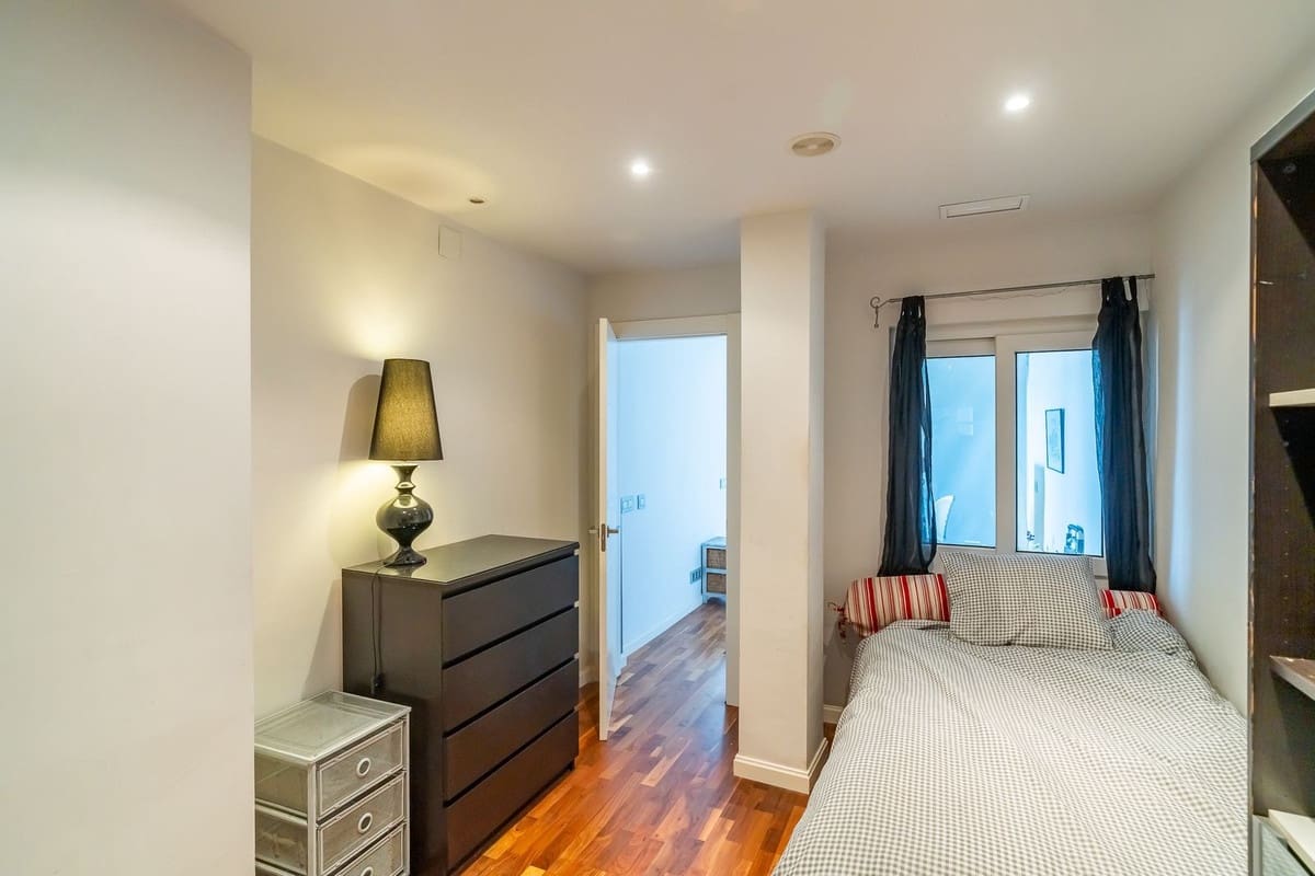 3 sypialnia Penthouse na sprzedaż w Fuengirola z basenem garażem - 1 250 000 € (Ref: 9444892)