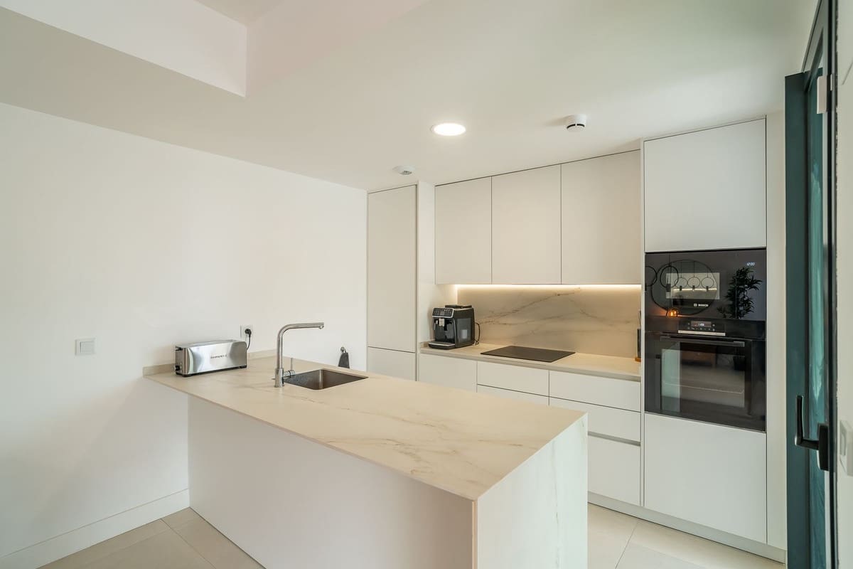 3 slaapkamer Appartement te koop in Fuengirola met zwembad garage - € 499.000 (Ref: 9444893)