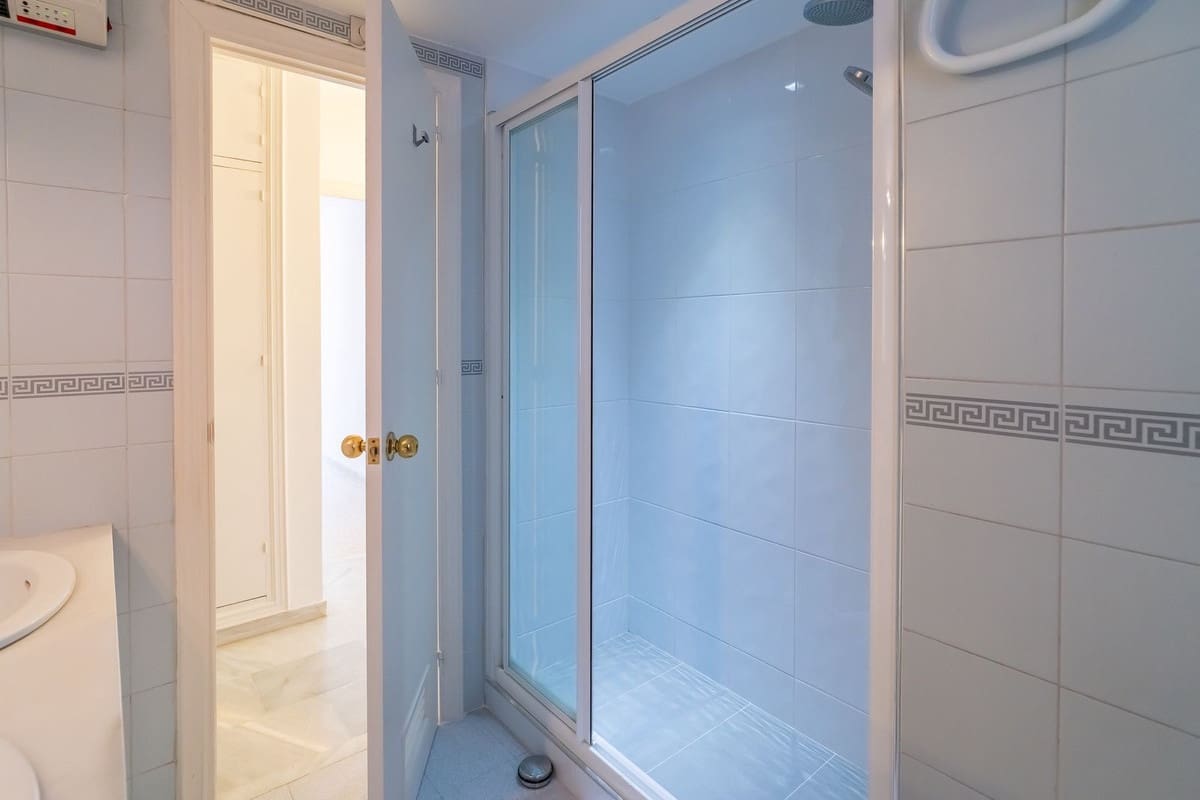 Apartamento de 3 habitaciones en Fuengirola en venta - 319.000 € (Ref: 9445529)