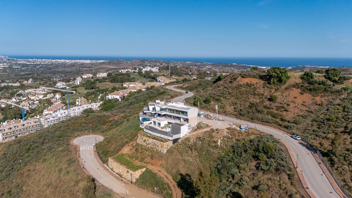 5 sypialnia Willa na sprzedaż w Mijas Golf z basenem garażem - 3 100 000 € (Ref: 9450664)