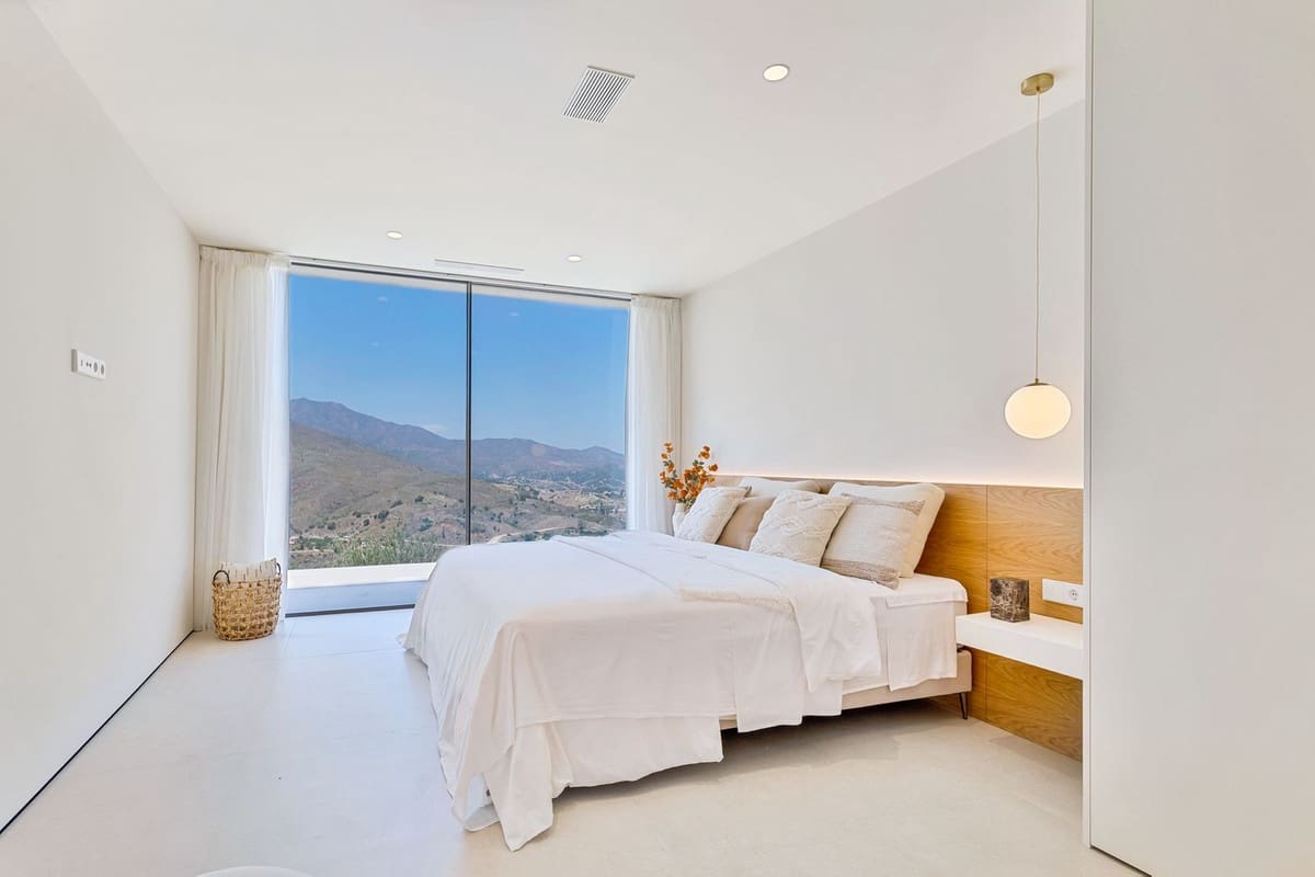 5 chambre Villa/Maison à vendre à Mijas Golf avec piscine garage - 3 100 000 € (Ref: 9450664)