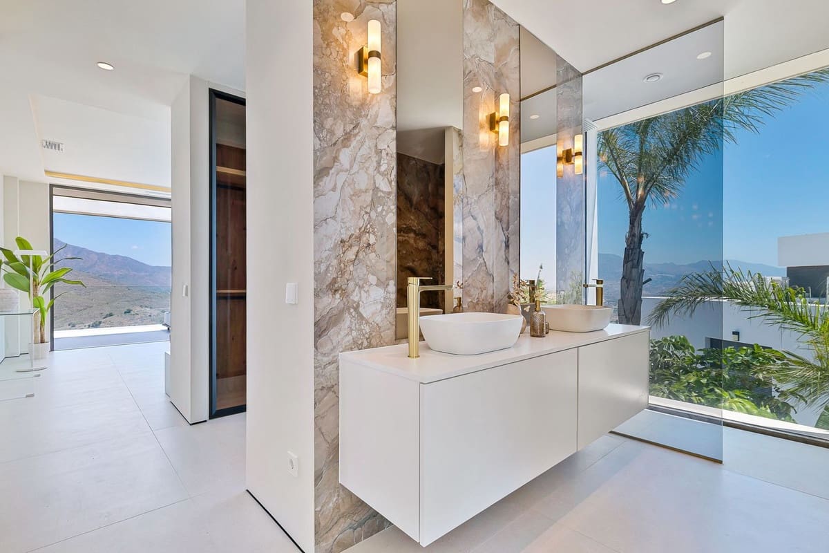 5 chambre Villa/Maison à vendre à Mijas Golf avec piscine garage - 3 100 000 € (Ref: 9450664)