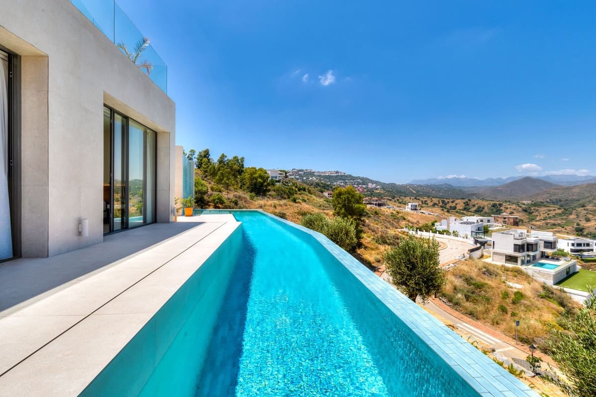 5 chambre Villa/Maison à vendre à Mijas Golf avec piscine garage - 3 100 000 € (Ref: 9450664)