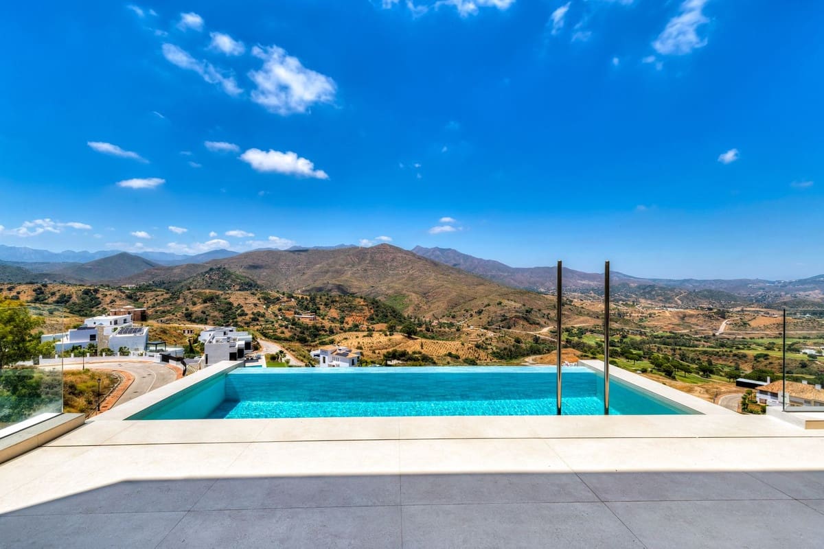 5 chambre Villa/Maison à vendre à Mijas Golf avec piscine garage - 3 100 000 € (Ref: 9450664)
