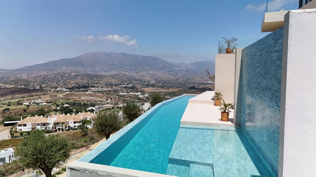 5 chambre Villa/Maison à vendre à Mijas Golf avec piscine garage - 3 100 000 € (Ref: 9450664)
