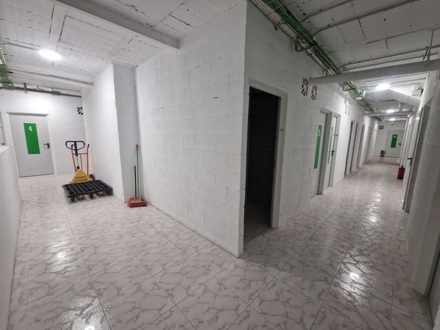 Local Comercial en Fuengirola en venta - 890.000 € (Ref: 9453639)