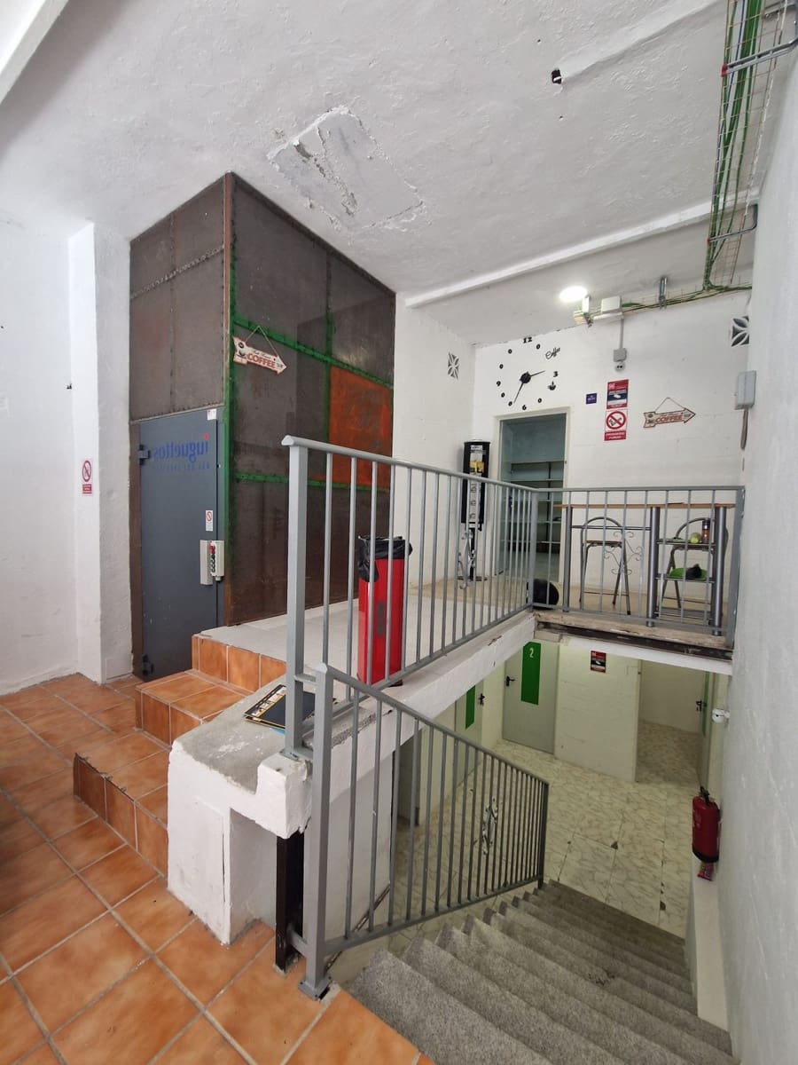 Kommersiell til salgs i Fuengirola - € 890 000 (Ref: 9453639)