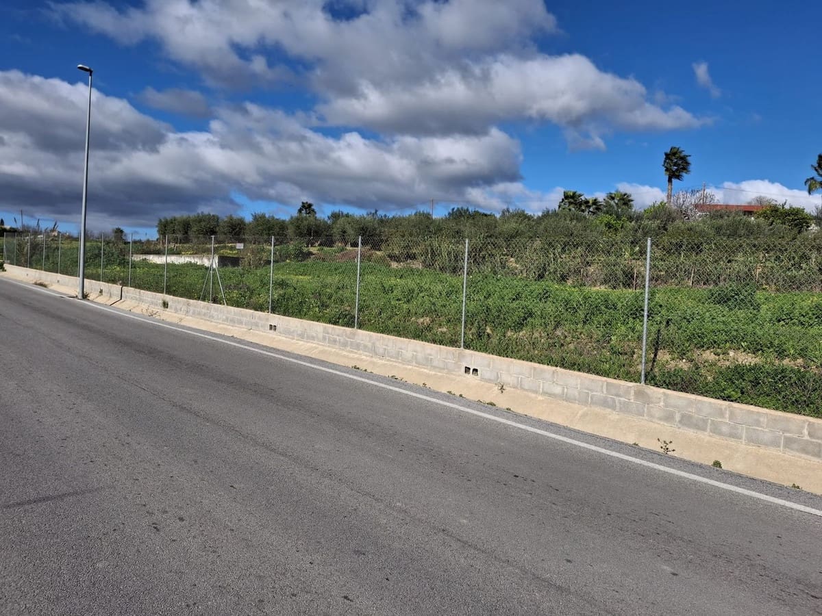 Terreno/Finca Rústica en Alhaurín de la Torre en venta - 327.225 € (Ref: 9464891)