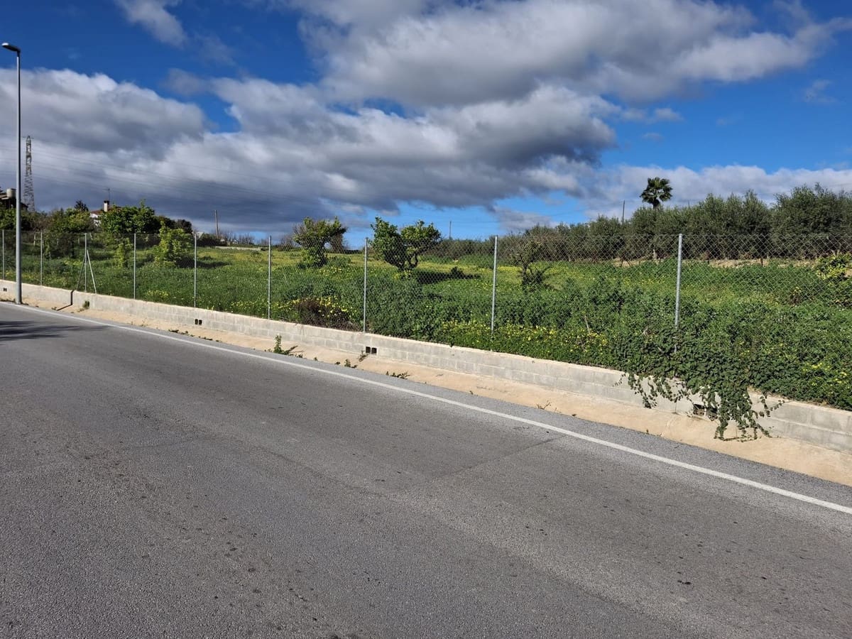 Terreno/Finca Rústica en Alhaurín de la Torre en venta - 327.225 € (Ref: 9464891)
