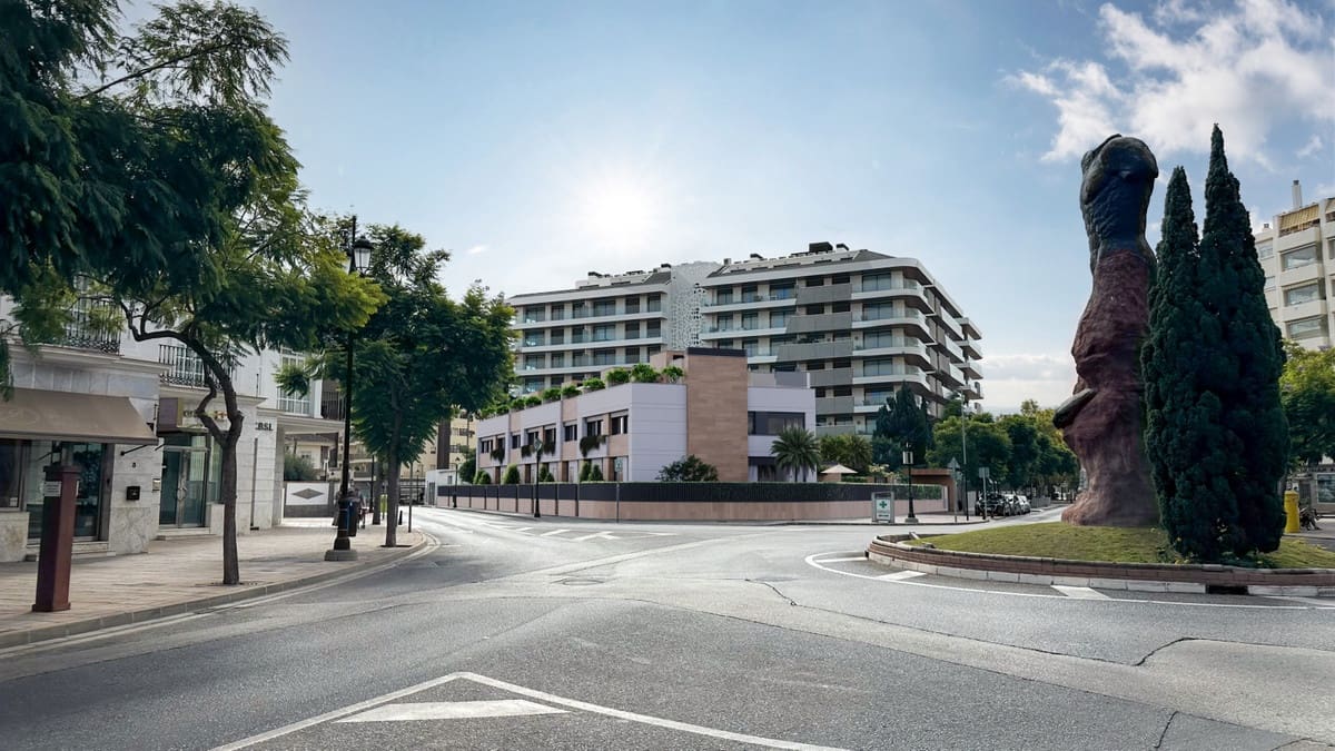 3 makuuhuone Omakotitalo myytävänä paikassa Fuengirola mukana uima-altaan 
autotalli - 1 388 750 € (Ref: 9468831)