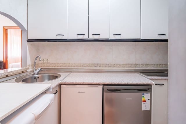 1 slaapkamer Appartement te koop in Guadalmar, Málaga stad met zwembad - € 250.000 (Ref: 9491889)