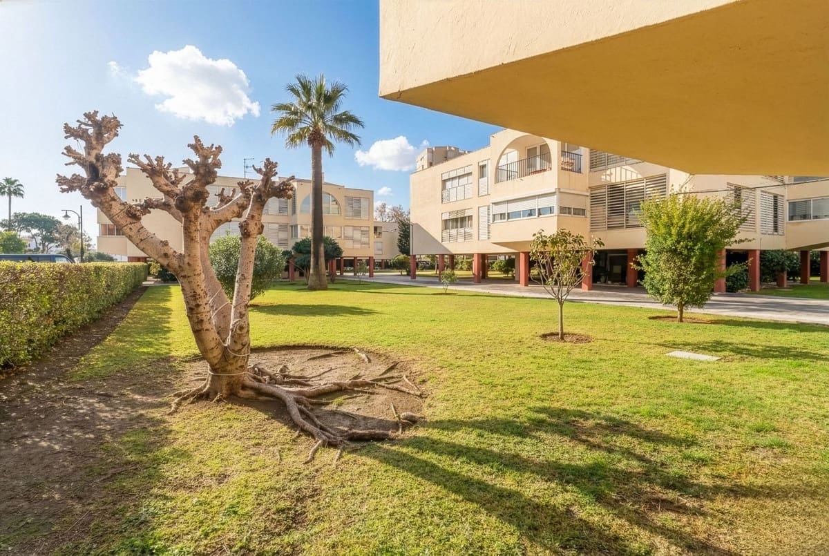 1 slaapkamer Appartement te koop in Churriana met zwembad - € 250.000 (Ref: 9491889)