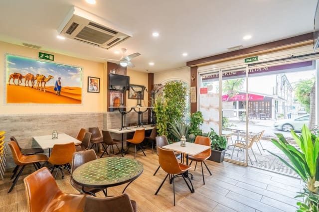 1 quarto Restaurante/Bar para venda em Fuengirola com garagem - 55 000 € (Ref: 9506277)