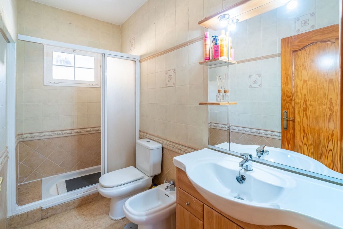 Chalet de 7 habitaciones en Mijas en venta con piscina - 440.000 € (Ref: 9509247)